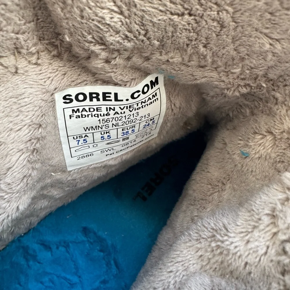 NEW Sorel Tivoli II Green Teal Waterproof Winter Lace Up Boots Women Size 7.5 - Picture 9 of 11